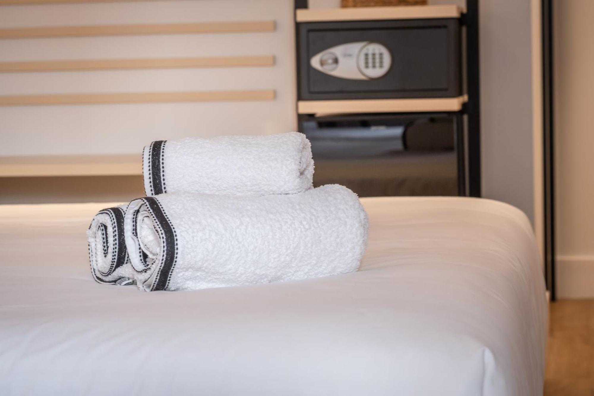 Principe De Vergara Rooms Lujo En El Centro De 로그로노 외부 사진