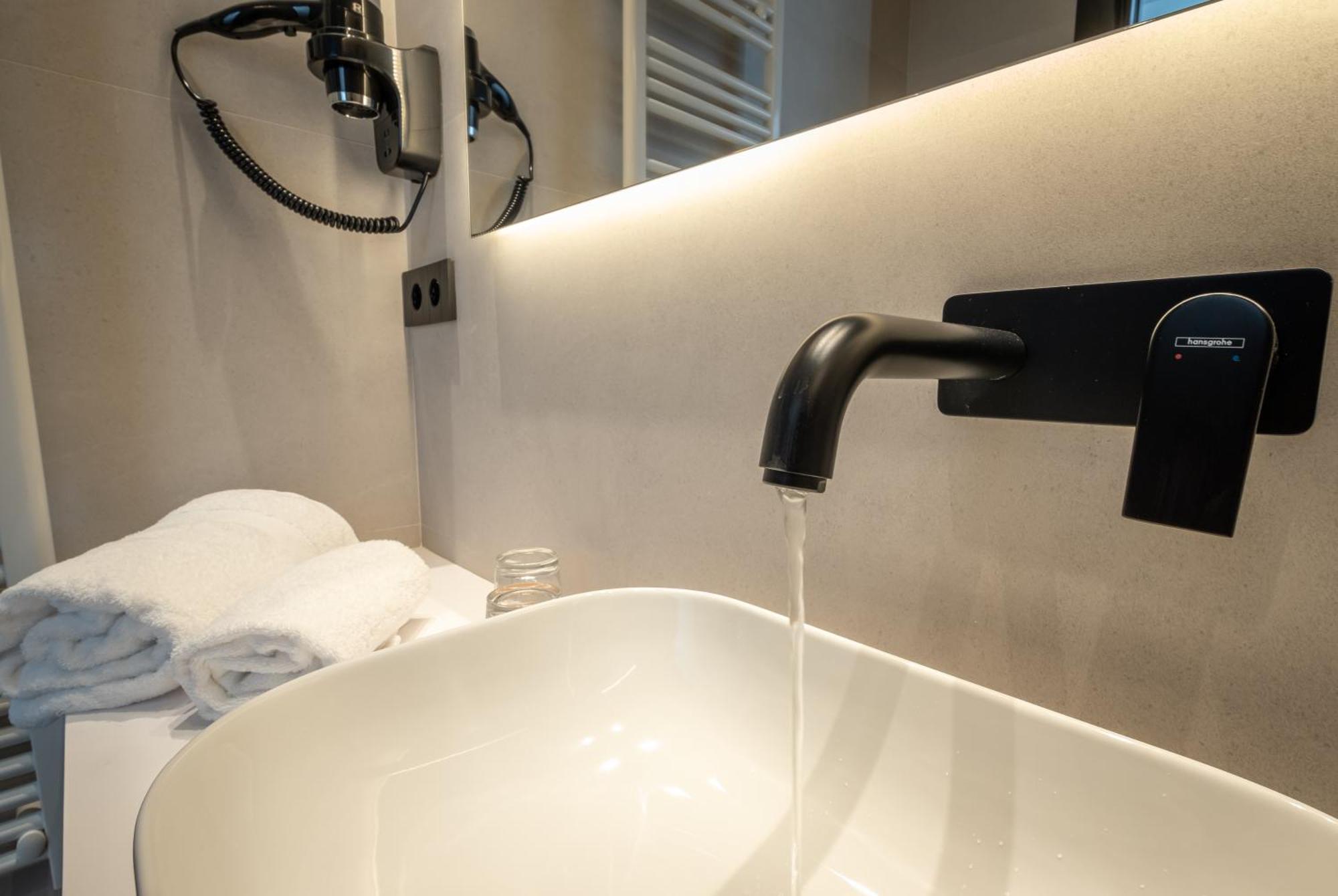 Principe De Vergara Rooms Lujo En El Centro De 로그로노 외부 사진