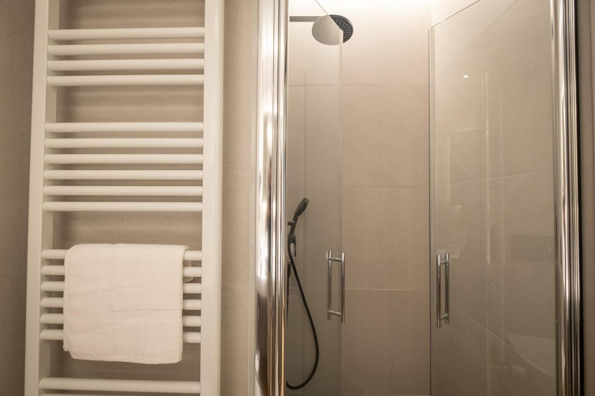 Principe De Vergara Rooms Lujo En El Centro De 로그로노 외부 사진